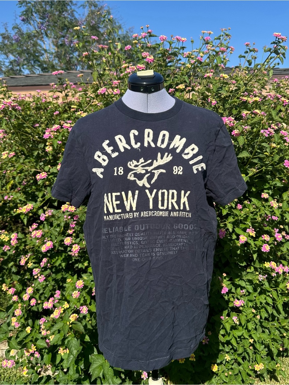 Abercrombie & Fitch Navy Blue New York Graphic Short Sleeve Tee Size Large
